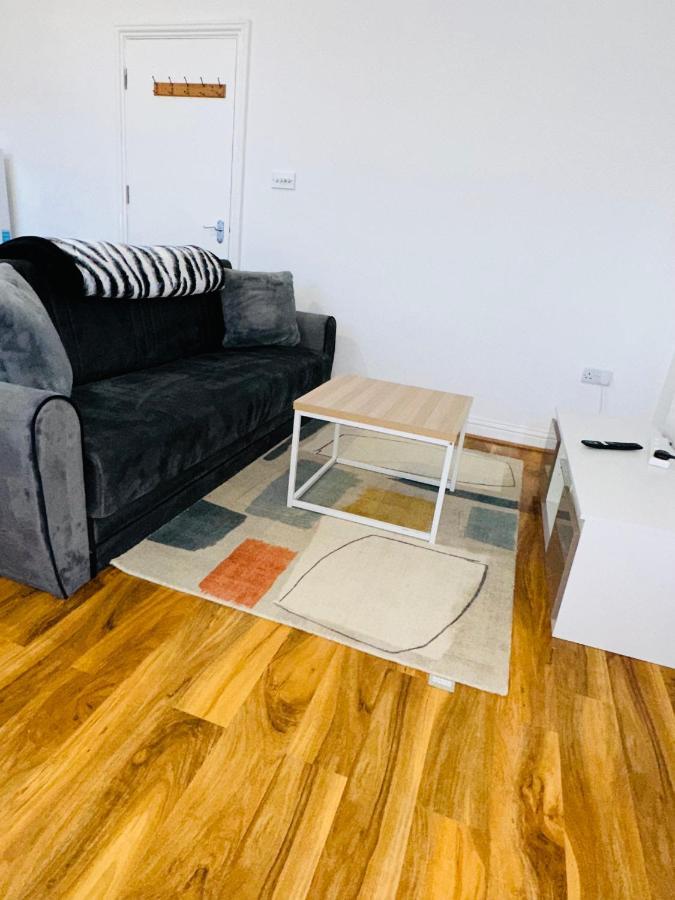 Newly Refurbished Two Bedrooms Flat St Leonards-on-Sea Екстериор снимка