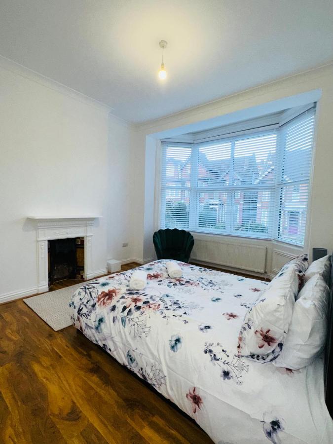 Newly Refurbished Two Bedrooms Flat St Leonards-on-Sea Екстериор снимка