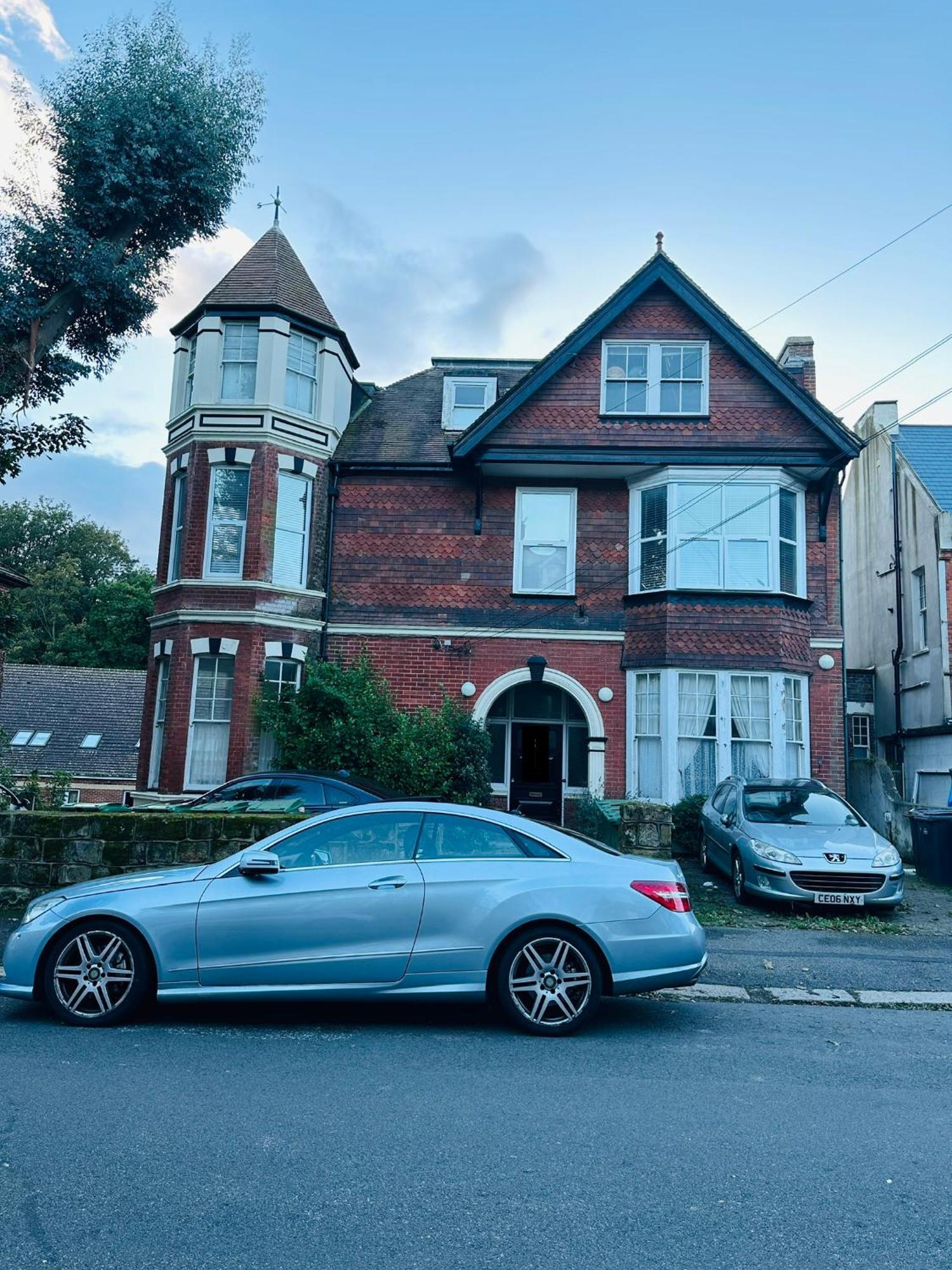 Newly Refurbished Two Bedrooms Flat St Leonards-on-Sea Екстериор снимка